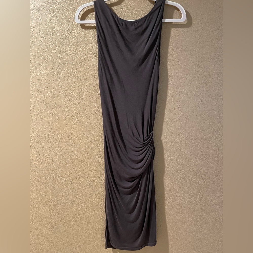 Velvet by Graham & Spencer Charcoal Draped Midi Dress - Picture 5 of 6